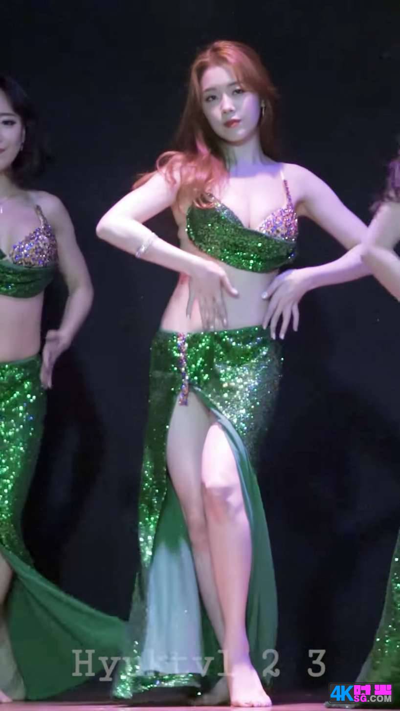 身材超好五位韩国美女在台上跳舞给你看2 (1).jpg